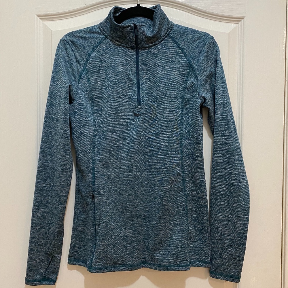 NWOT All in Motion Pullover Jacket small